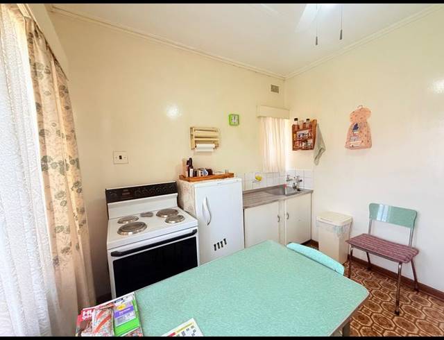 3 BEDROOM HOUSE FOR SALE IN VANDERBIJLPARK CW 4